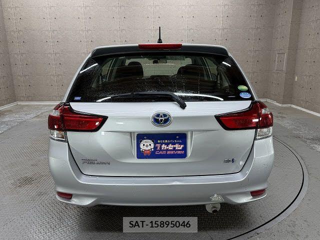 Toyota COROLLA FIELDER 2017-09 8658494-4