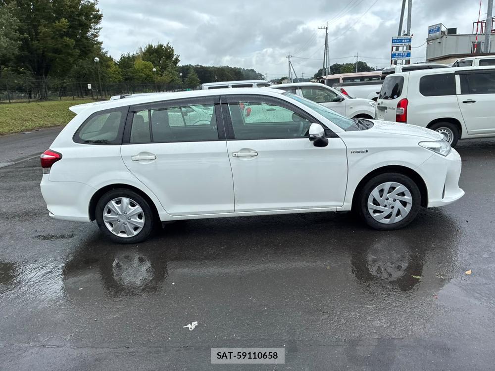 Toyota COROLLA FIELDER 2020/08 8767004-5
