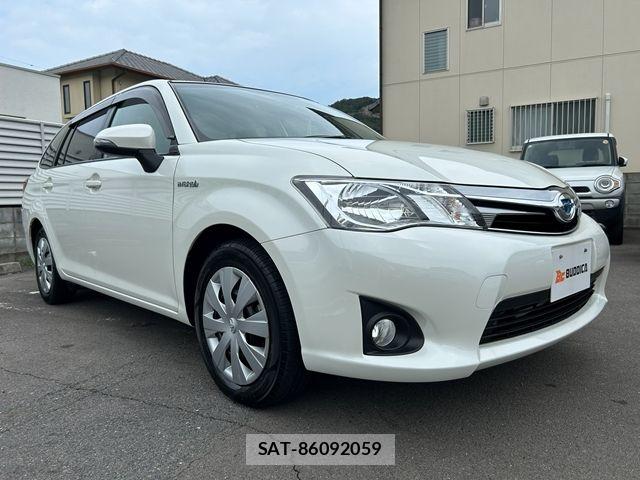 Toyota COROLLA FIELDER 2013-12 8828324-1