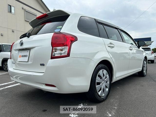 Toyota COROLLA FIELDER 2013-12 8828324-6