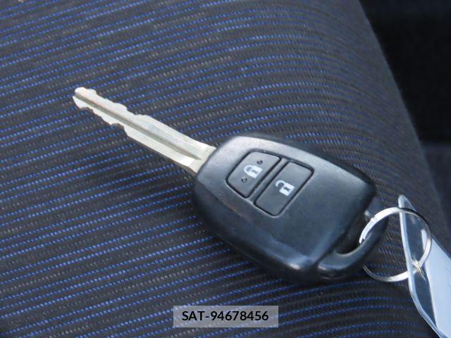 Toyota COROLLA FIELDER 2018-12 8828319-17