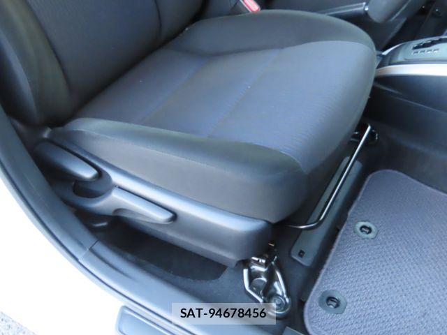 Toyota COROLLA FIELDER 2018-12 8828319-28