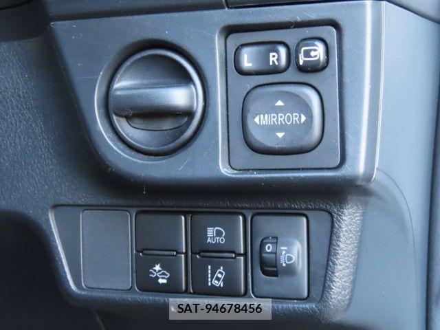 Toyota COROLLA FIELDER 2018-12 8828319-6