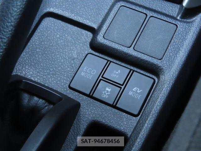 Toyota COROLLA FIELDER 2018-12 8828319-7
