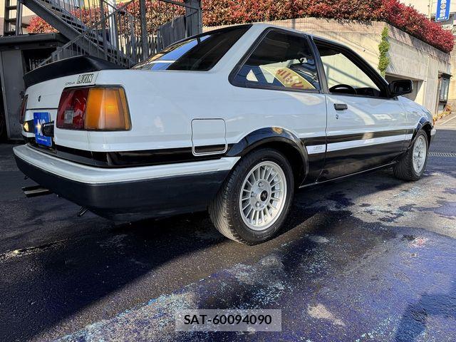Toyota COROLLA LEVIN 1985-01 6303381-1