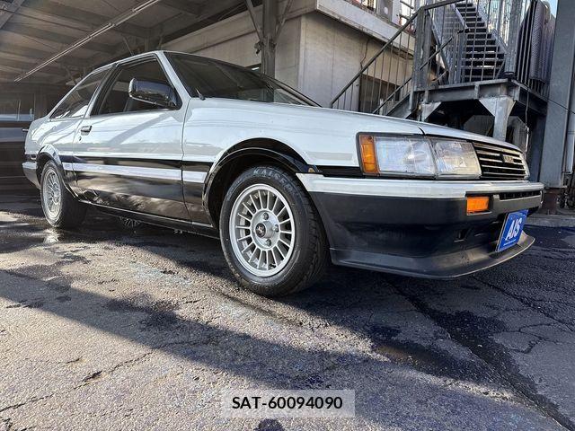 Toyota COROLLA LEVIN 1985-01 6303381-4