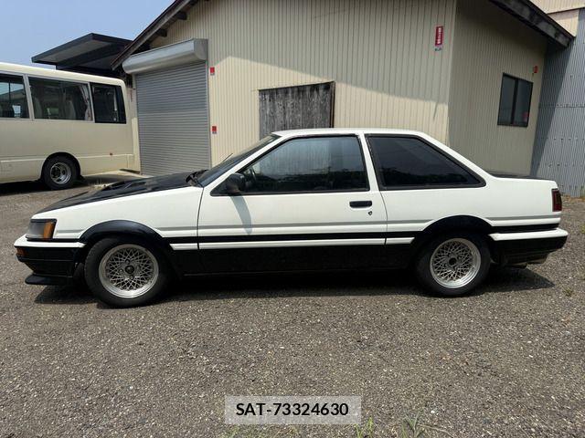 Toyota COROLLA LEVIN 1986-12 8158193-3