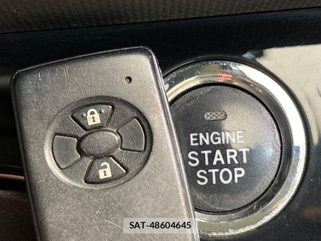 Toyota COROLLA RUMION 2013-02 6814296-5
