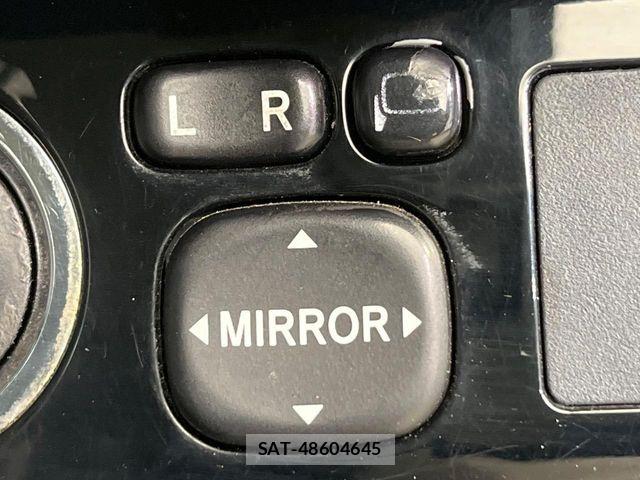 Toyota COROLLA RUMION 2013-02 6814296-8