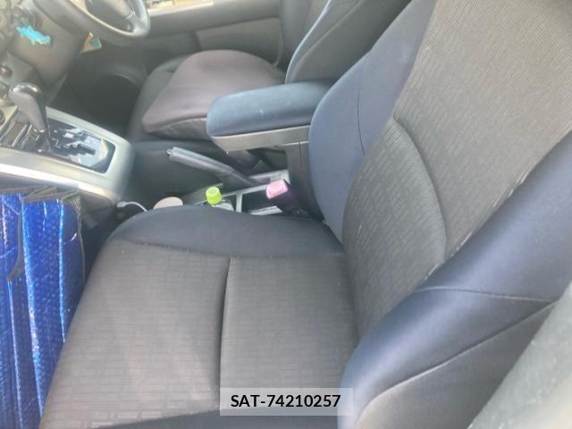 Toyota COROLLA RUMION 2010-11 7216406-11
