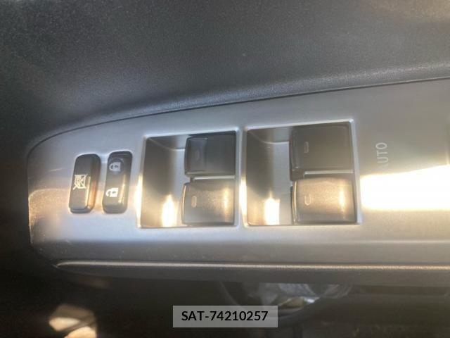 Toyota COROLLA RUMION 2010-11 7216406-14