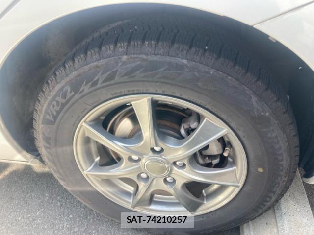 Toyota COROLLA RUMION 2010-11 7216406-6