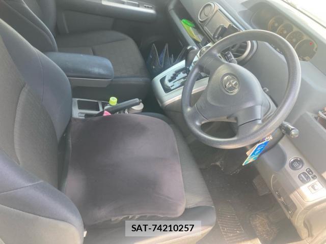 Toyota COROLLA RUMION 2010-11 7216406-8