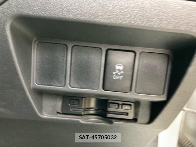 Toyota COROLLA RUMION 2015-09 8098576-19