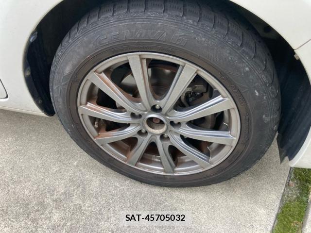 Toyota COROLLA RUMION 2015-09 8098576-7