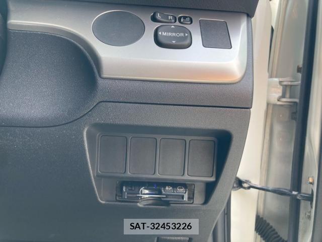 Toyota COROLLA RUMION 2010-05 8411732-13