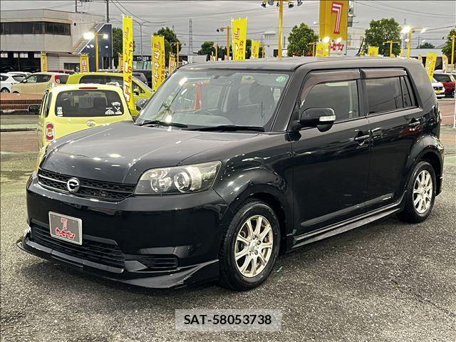 Toyota COROLLA RUMION 2012-01 8828325-0