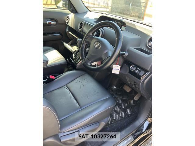 Toyota COROLLA RUMION 2013-05 8848532-4