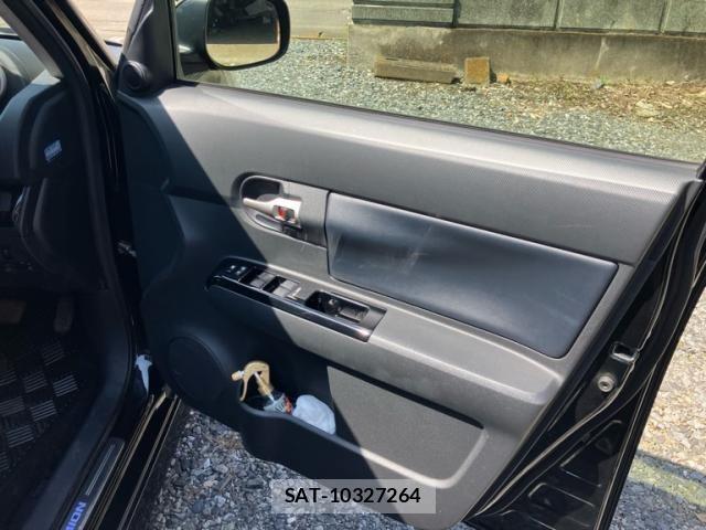 Toyota COROLLA RUMION 2013-05 8848532-8