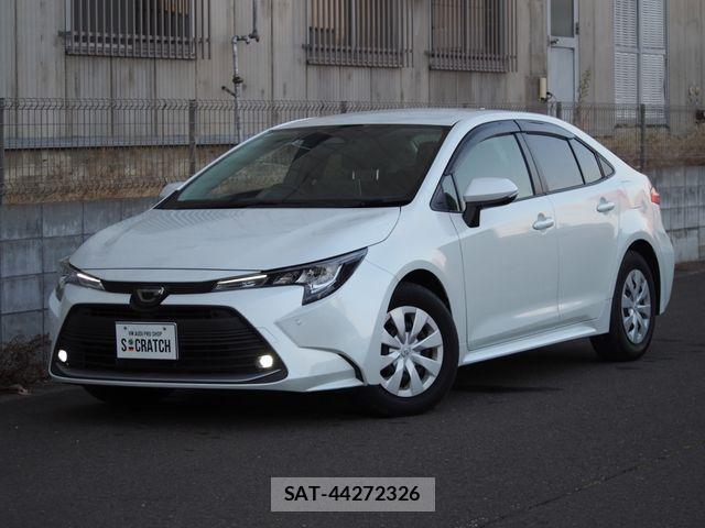 Toyota COROLLA SEDAN 2024-08 1585038-0