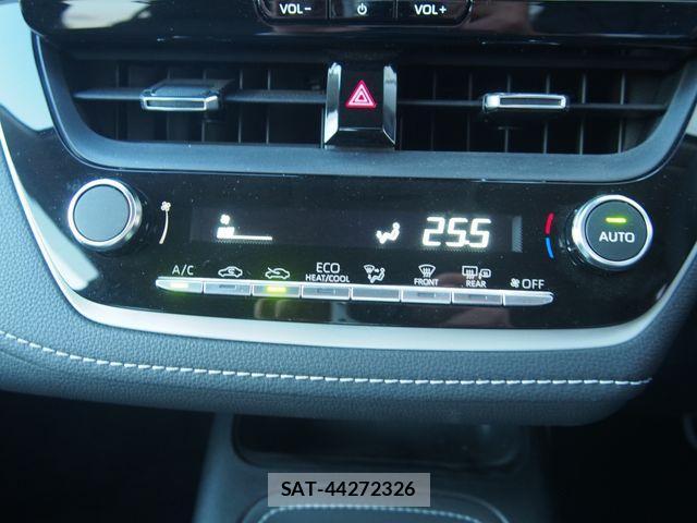 Toyota COROLLA SEDAN 2024-08 1585038-10
