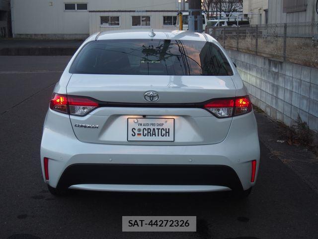 Toyota COROLLA SEDAN 2024-08 1585038-18
