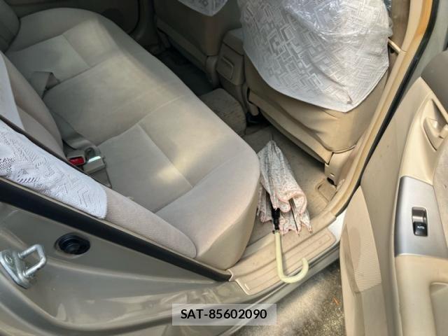 Toyota COROLLA SEDAN 2005-03 6670910-14