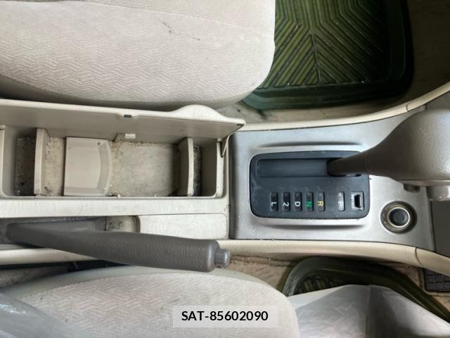 Toyota COROLLA SEDAN 2005-03 6670910-21