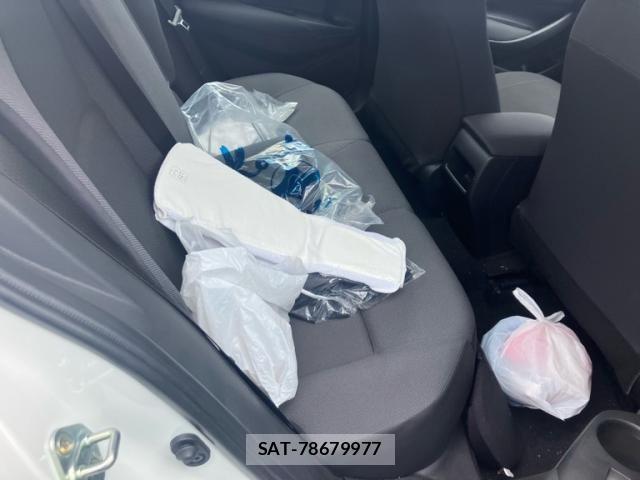 Toyota COROLLA SEDAN 2024-05 7057994-12