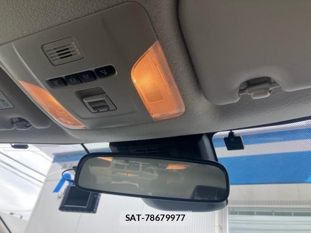 Toyota COROLLA SEDAN 2024-05 7057994-18