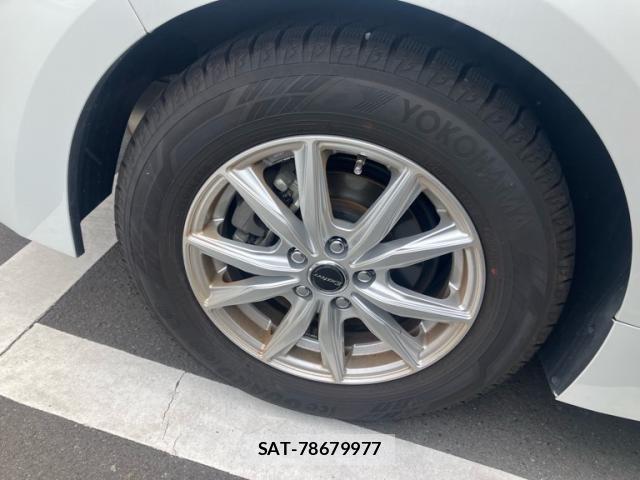Toyota COROLLA SEDAN 2024-05 7057994-6