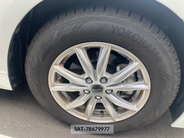 Toyota COROLLA SEDAN 2024-05 7057994-7
