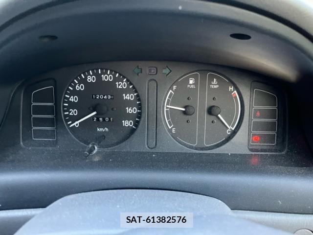 Toyota COROLLA SEDAN 1999-07 7216399-9