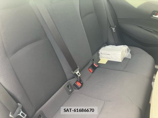 Toyota COROLLA SEDAN 2021-12 7216410-12