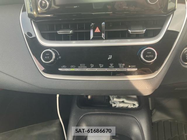Toyota COROLLA SEDAN 2021-12 7216410-18