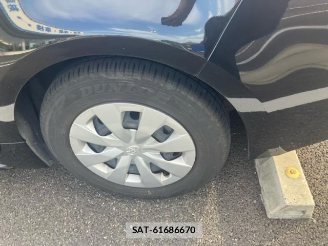 Toyota COROLLA SEDAN 2021-12 7216410-6