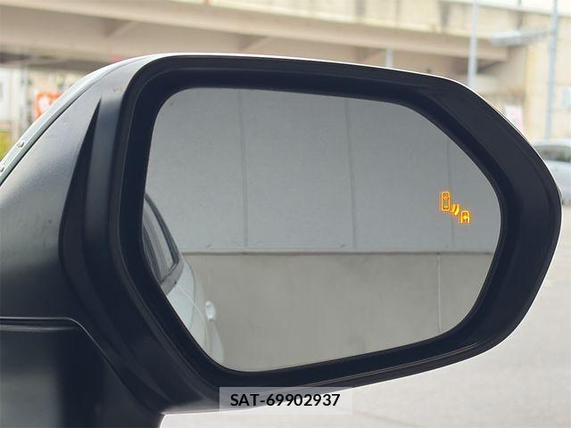Toyota COROLLA SEDAN 2022-05 7216411-11