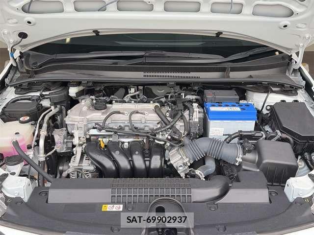 Toyota COROLLA SEDAN 2022-05 7216411-17