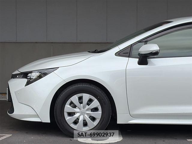 Toyota COROLLA SEDAN 2022-05 7216411-24