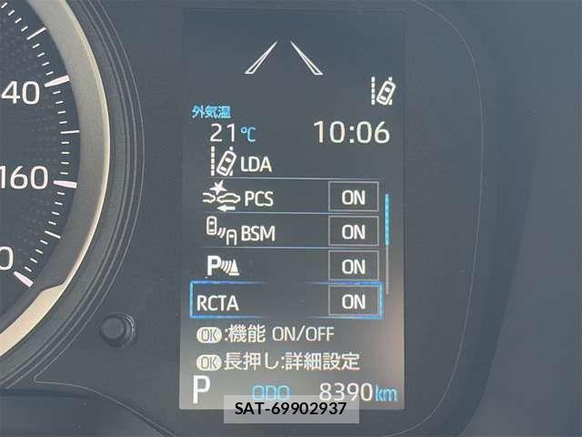 Toyota COROLLA SEDAN 2022-05 7216411-5