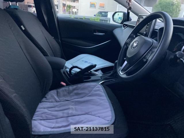 Toyota COROLLA SEDAN 2021-09 7216408-10