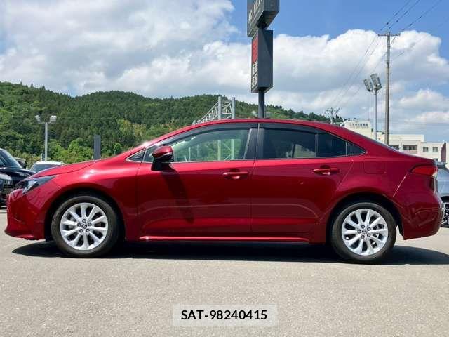 Toyota COROLLA SEDAN 2021-07 7326322-17