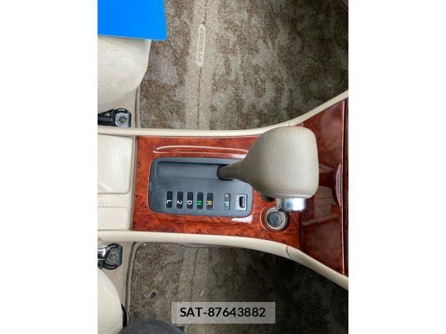 Toyota COROLLA SEDAN 2004-03 7357230-16