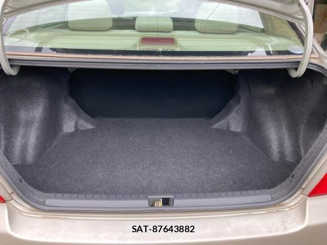 Toyota COROLLA SEDAN 2004-03 7357230-8