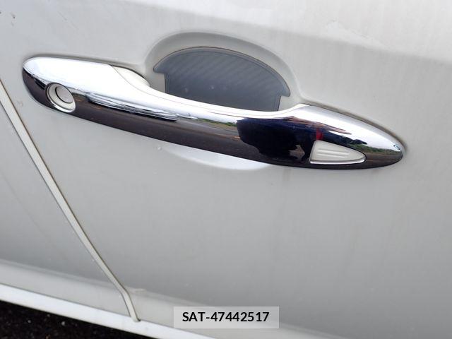 Toyota COROLLA SEDAN 2020-12 7357227-25