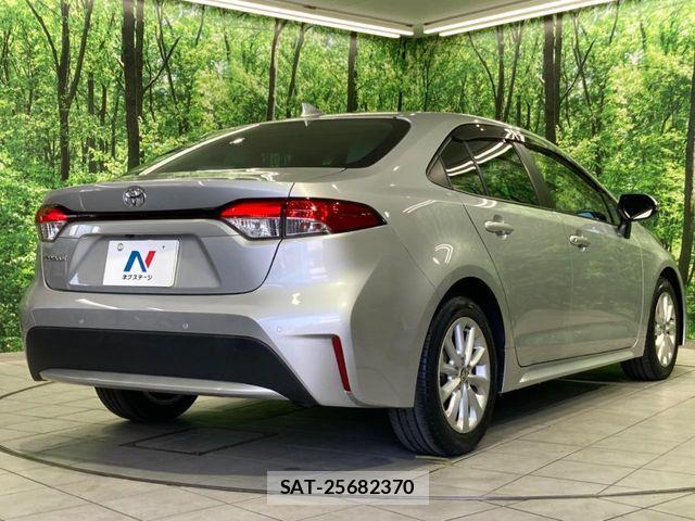 Toyota COROLLA SEDAN 2020-11 7453590-16