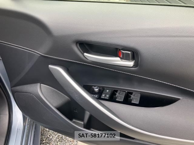 Toyota COROLLA SEDAN 2019-10 7722074-8