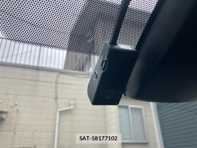 Toyota COROLLA SEDAN 2019-10 7722074-22