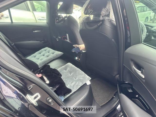 Toyota COROLLA SEDAN 2019-09 7722073-13