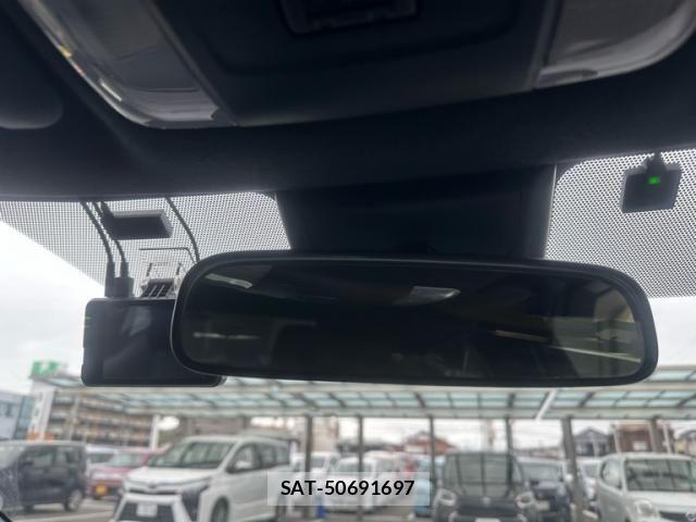 Toyota COROLLA SEDAN 2019-09 7722073-27